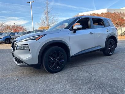 Used 2022 Nissan Rogue SV