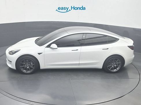 Used 2021 Tesla Model 3 Standard Range Plus RWD image 18