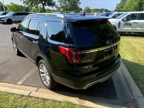 Used 2017 Ford Explorer Limited FWD image 31
