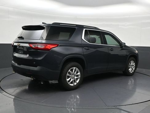 Used 2021 Chevrolet Traverse LT FWD image 5