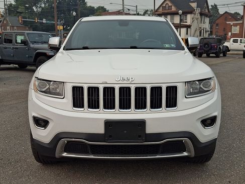 Used 2015 Jeep Grand Cherokee Limited AWD/4WD image 2