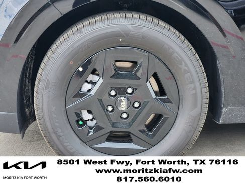 New 2026 Kia Carnival FWD image 7