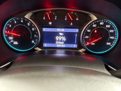 Used 2019 Chevrolet Equinox Premier image 14