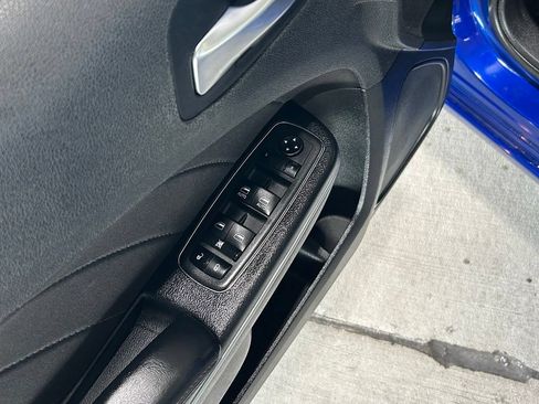 Used 2022 Dodge Charger SXT RWD image 25