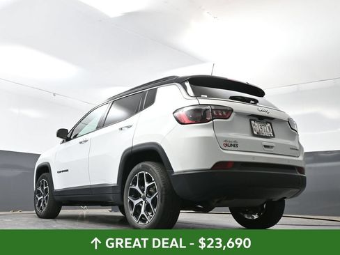 Used 2025 Jeep Compass Limited AWD/4WD image 56