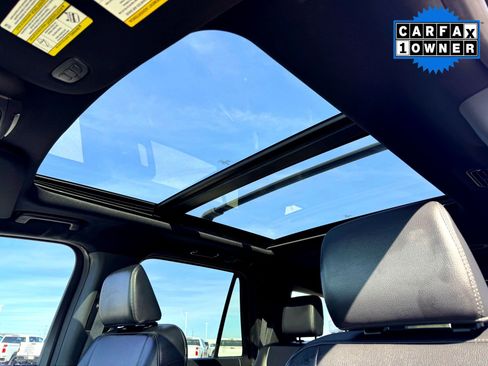 Used 2021 Ford Expedition XLT image 14