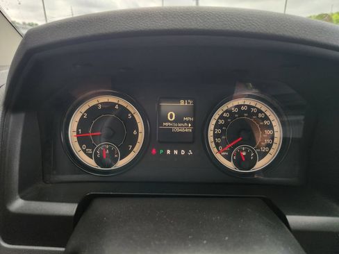 Used 2019 RAM 1500 Tradesman w/ Chrome Plus Package RWD image 17