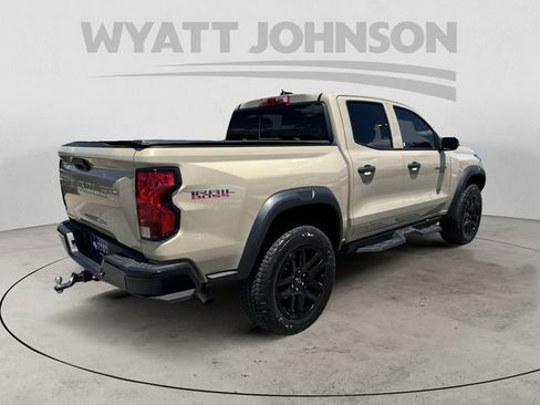 Used 2023 Chevrolet Colorado Trail Boss w/ Advanced Trailering Package AWD/4WD image 5