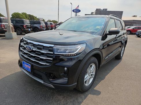 New 2026 Ford Explorer Active w/ Active Comfort Package RWD image 4