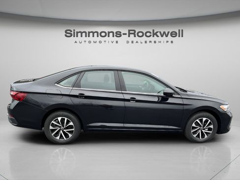 Used 2024 Volkswagen Jetta S FWD image 7