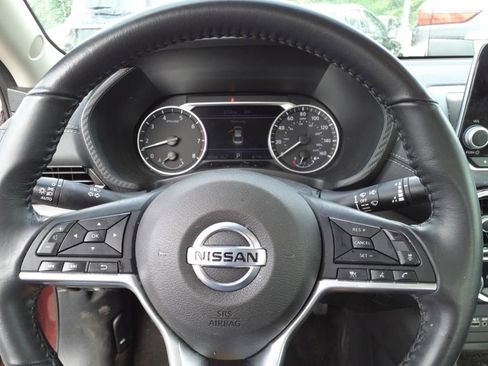 Used 2021 Nissan Sentra SV w/ Lighting Package FWD image 7