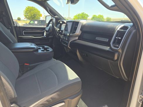 Used 2024 RAM 2500 Big Horn AWD/4WD image 23