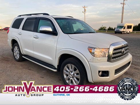Used 2016 Toyota Sequoia Platinum image 10