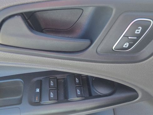 Used 2021 Ford Transit Connect XL image 22