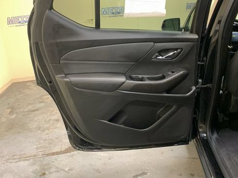 Used 2023 Chevrolet Traverse LT AWD/4WD image 23