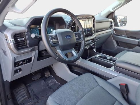 Used 2024 Ford F150 XLT w/ Mobile Office Package image 12