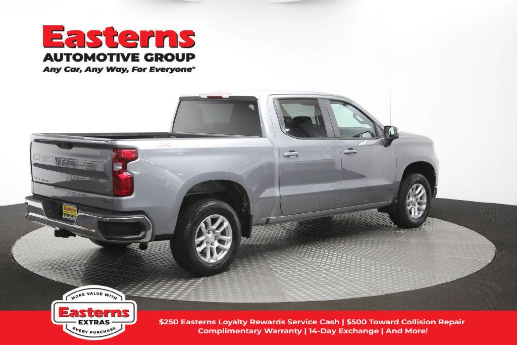 Used 2024 Chevrolet Silverado 1500 LT AWD/4WD image 45