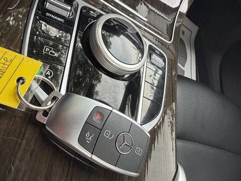 Used 2019 Mercedes-Benz C 300 4MATIC Sedan image 25