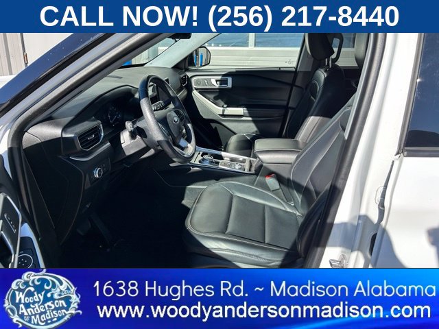 Used 2021 Ford Explorer XLT w/ Equipment Group 202A AWD/4WD image 16