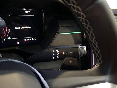 New 2026 GMC Acadia Denali w/ Super Cruise Package image 33