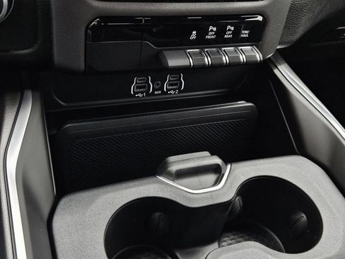New 2026 RAM 1500 Express AWD/4WD image 20