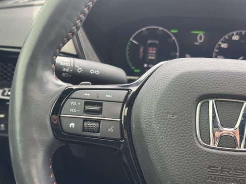 Used 2023 Honda CR-V Sport Touring image 10