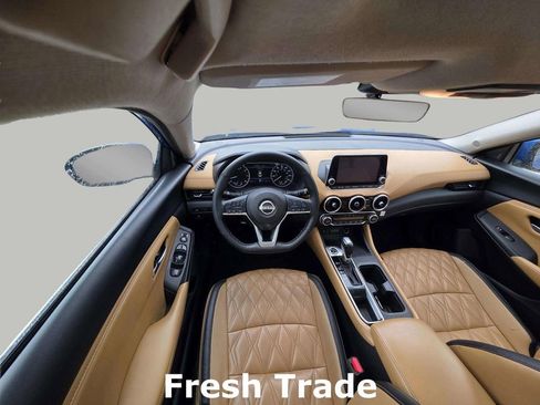 Used 2025 Nissan Sentra SV w/ SV Premium Package image 10