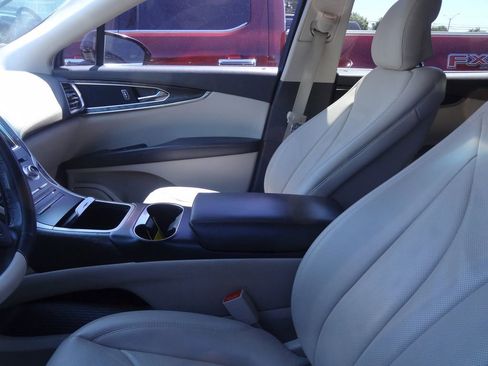 Used 2018 Lincoln MKX Reserve FWD image 7