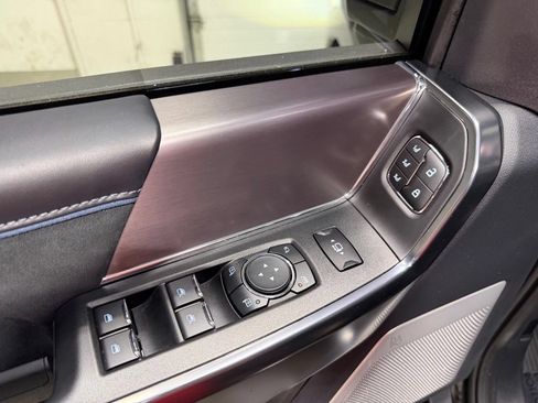 Used 2026 Ford F250 Platinum AWD/4WD image 35