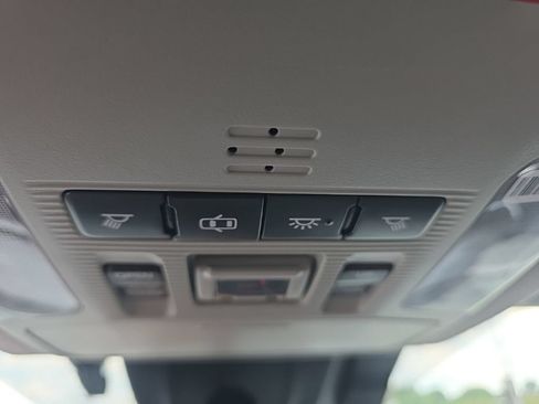 Certified 2020 Toyota RAV4 XLE w/ Convenience Package AWD/4WD image 25