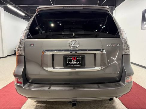 Used 2014 Lexus GX 460 w/ Premium Package AWD/4WD image 13