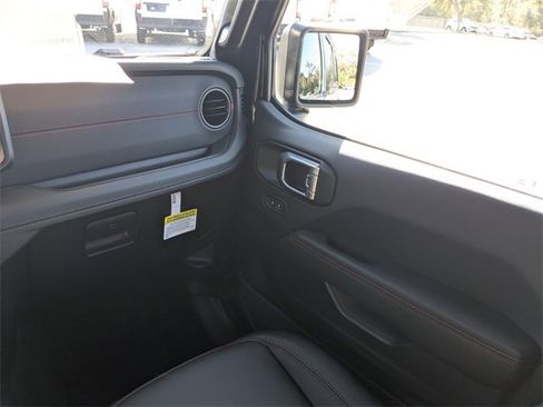 New 2026 Jeep Wrangler Rubicon image 17