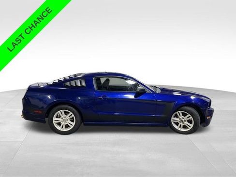 Used 2014 Ford Mustang Coupe RWD image 7