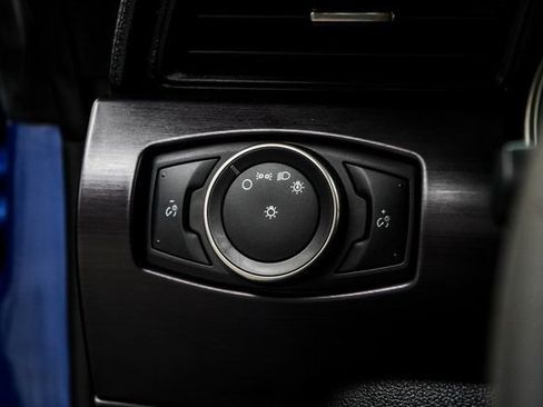 Used 2017 Ford Mustang Shelby GT350 image 28