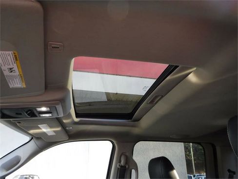 Used 2018 RAM 2500 Laramie w/ Convenience Group image 14