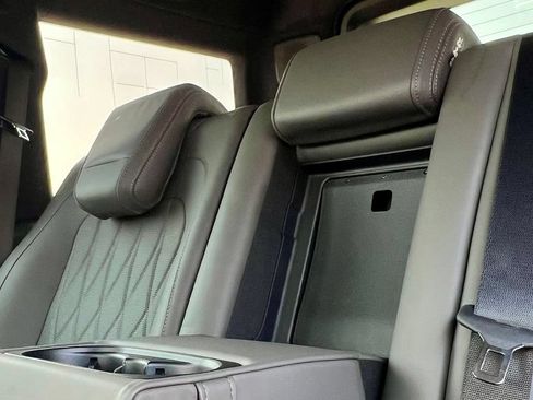 Certified 2025 Mercedes-Benz G 63 AMG 4MATIC image 34