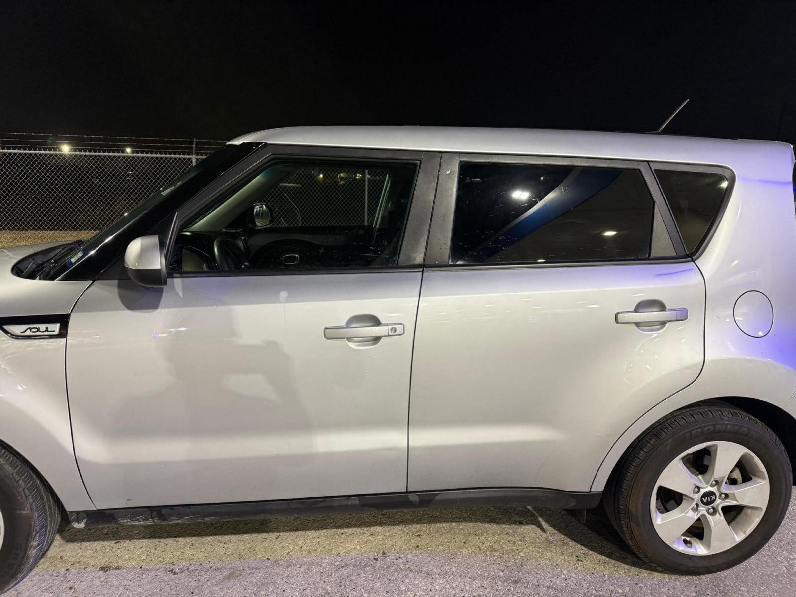 Used 2018 Kia Soul w/ Convenience Package FWD image 2