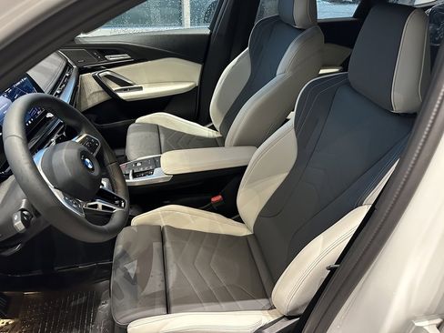 New 2026 BMW X1 xDrive28i w/ Technology Package image 12
