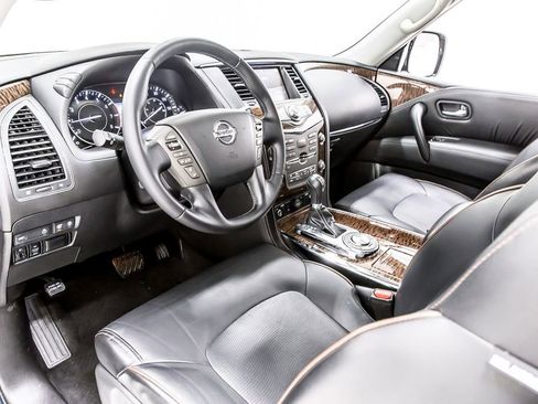 Used 2019 Nissan Armada Platinum w/ Captain's Chairs Package RWD image 28