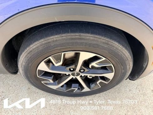 Certified 2024 Kia Sportage EX FWD image 14