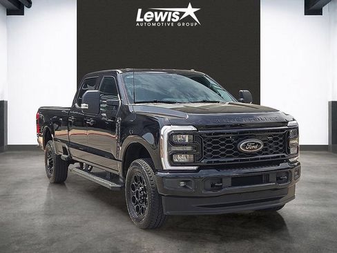 Used 2026 Ford F350 XLT w/ XLT Premium Package AWD/4WD image 6