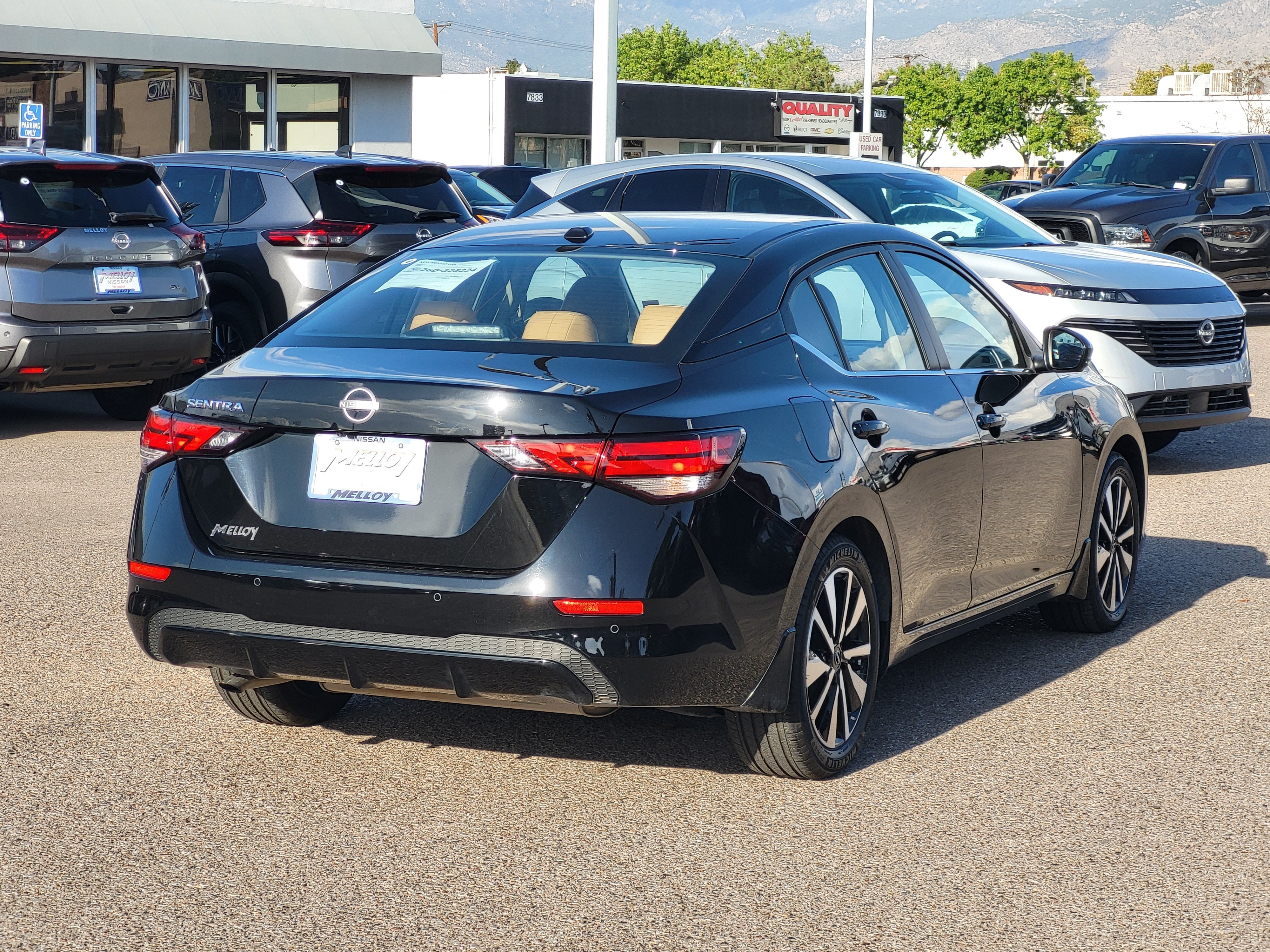 Used 2025 Nissan Sentra SV w/ SV Premium Package FWD image 6