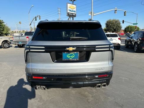 Certified 2026 Chevrolet Traverse High Country FWD image 6