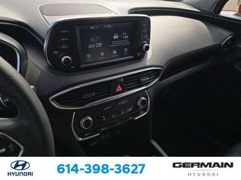 Used 2019 Hyundai Santa Fe SE AWD/4WD image 24