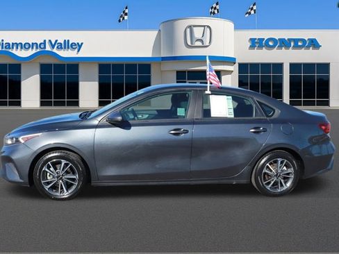 Used 2023 Kia Forte LXS image 8