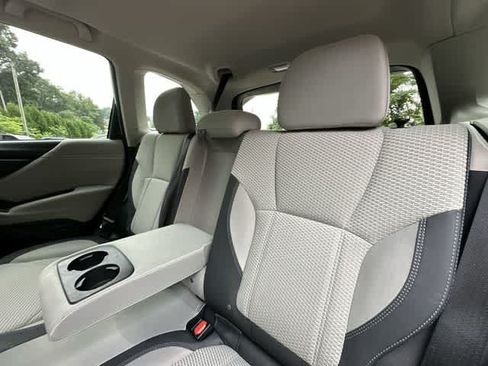 Used 2019 Subaru Forester Premium AWD/4WD image 17