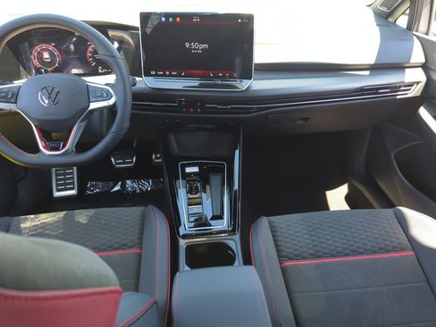 New 2025 Volkswagen Golf SE image 19