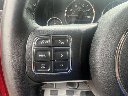 Used 2018 Jeep Wrangler Unlimited Sport AWD/4WD image 17