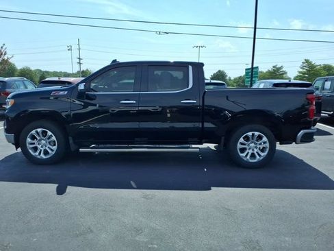 Used 2022 Chevrolet Silverado 1500 LTZ w/ LTZ Premium Package AWD/4WD image 4