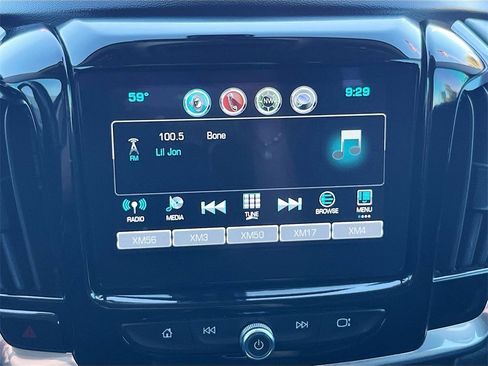 Used 2018 Chevrolet Traverse LT image 14